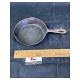 Cast-iron skillet 85 I
