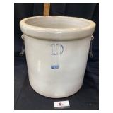 Ruckles 10 gallon stoneware crock rings well