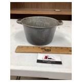 Enamel pan