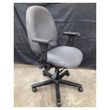 Adjustable office chair