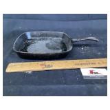 Cast-iron square skillet