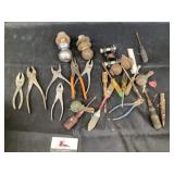 Plyers and ball hitches