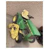 John Deere 112 electric lift mower for parts,