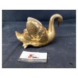 USA Swan flower pot