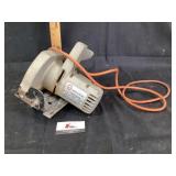 Black & Decker 7 1/4 inch circular saw works as