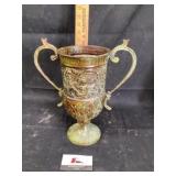 Metal urn