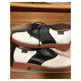 Bass saddle shoes