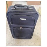 Rolling carry on suitcase