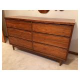 MCM Dresser