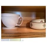 Kitchen cupboard contents