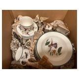 National wildlife dish set