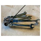 Flex wrenches