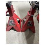 Jack stands