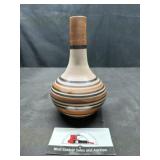 Aptemil pottery vase