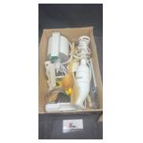 Assorted kitchen supplies