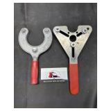 Torque shaft nut, adjustable pin wrench