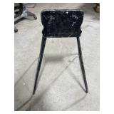 Smaller boat motor stand