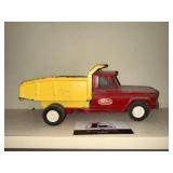 Small Tonka Metal Dump Truck