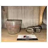 Pyrex Glass Measuring Cup