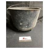 Wagner cast iron kettle