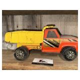 Metal Tonka Construction Dump Truck