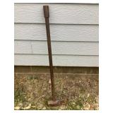 Wood splitting splitting maul