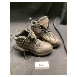 Eddie Bauer boots size 8M