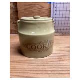 Monmouth pottery cookie jar