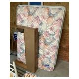 Full-size bed bring help to lift and load w