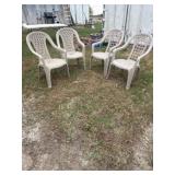 Plastic stackable lawn chairs