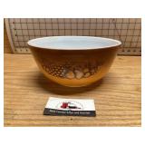 Pyrex bowl number 403