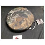 Padded spin seat for 5 gallon bucket