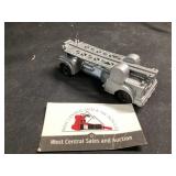 Plastic ladder truck