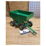 John Deere wagon