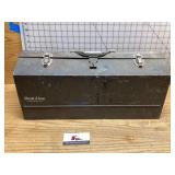 Rim line metal toolbox, Chicago, Illinois