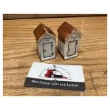 Outhouse, salt and pepper