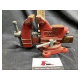 Colombian bench space 3 1/2 inch jaw