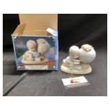 Precious moments, figure Jesus is the answer