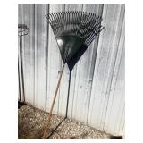 Leaf rake