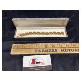 Costume jewelry bracelet monet