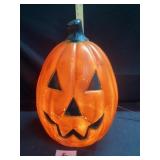 Blow mold, pumpkin works as it should