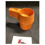 Tupperware measuring cups