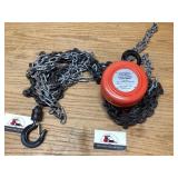 1100 pound manual chain hoist