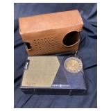 Vintage General Electric radio with case