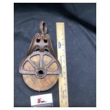 Barn pulley