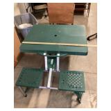 Collapsible picnic table