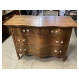 Oak dresser approximately 21 1/2 Bye 44 x 33 1/2