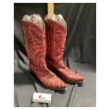 Cowboy boots size 9