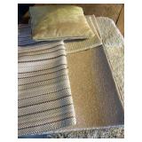 Household rugs and pillow