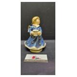 Goebel angel figurine